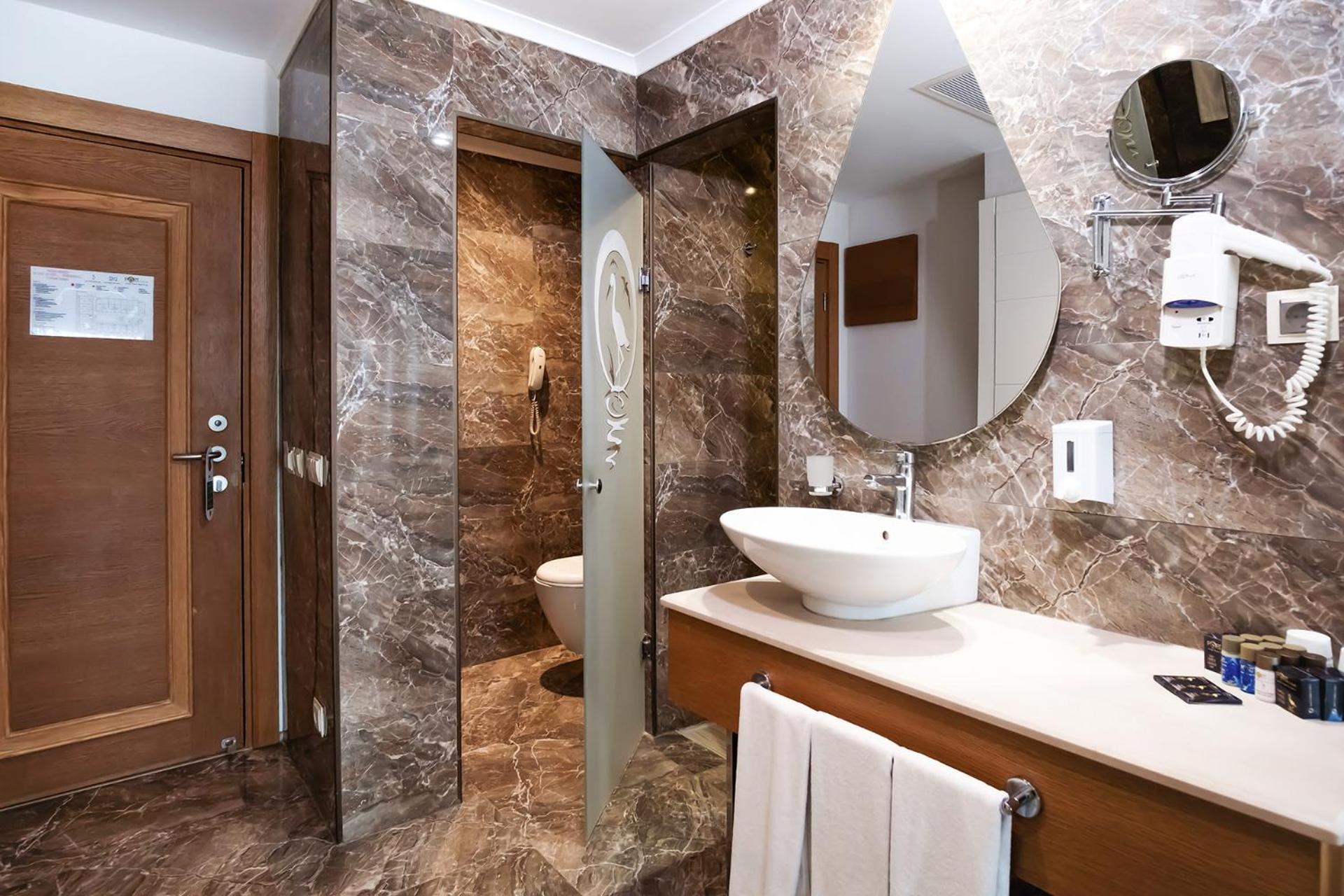 Family Room with Side Sea View