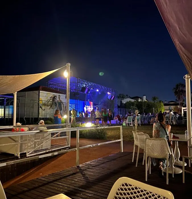 5 Yildizli Otel Icinde Villa Odasi-1