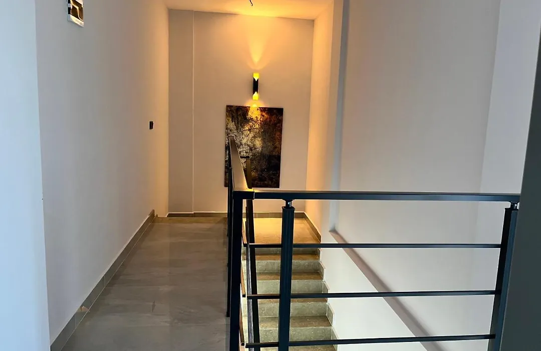 Oezel Havuzlu Ultra Lux Villa-1