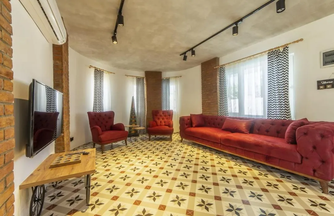 Extraordinary Vill-1