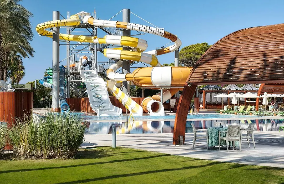 Cornelia De Luxe Resort-1