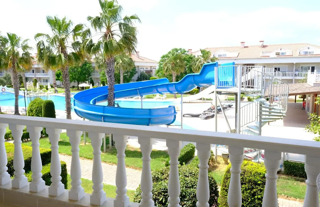 Bluehomes 4 Bedroom Apartment Dublex-1