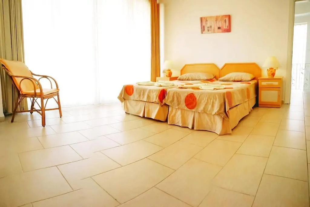 Sleeps 6, Private Pool Villa - Awz 283-1