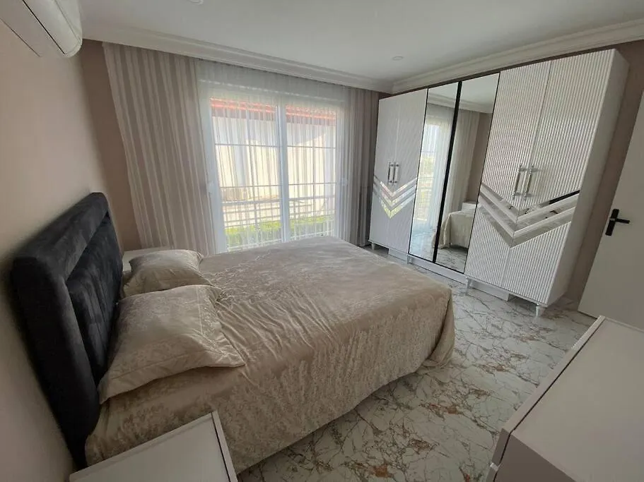 Sleeps 10, Villa With Private Pool - Awz 249-1