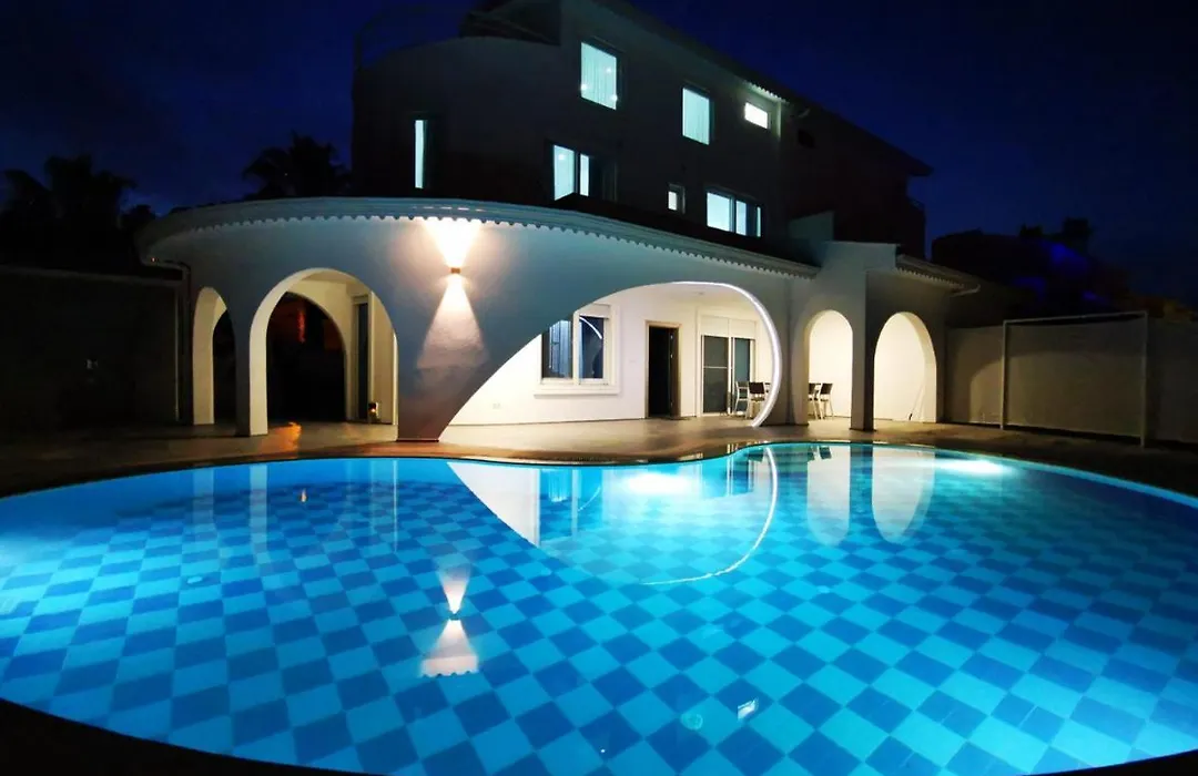 Spectacular Villa With Private Pool In Antalya-1