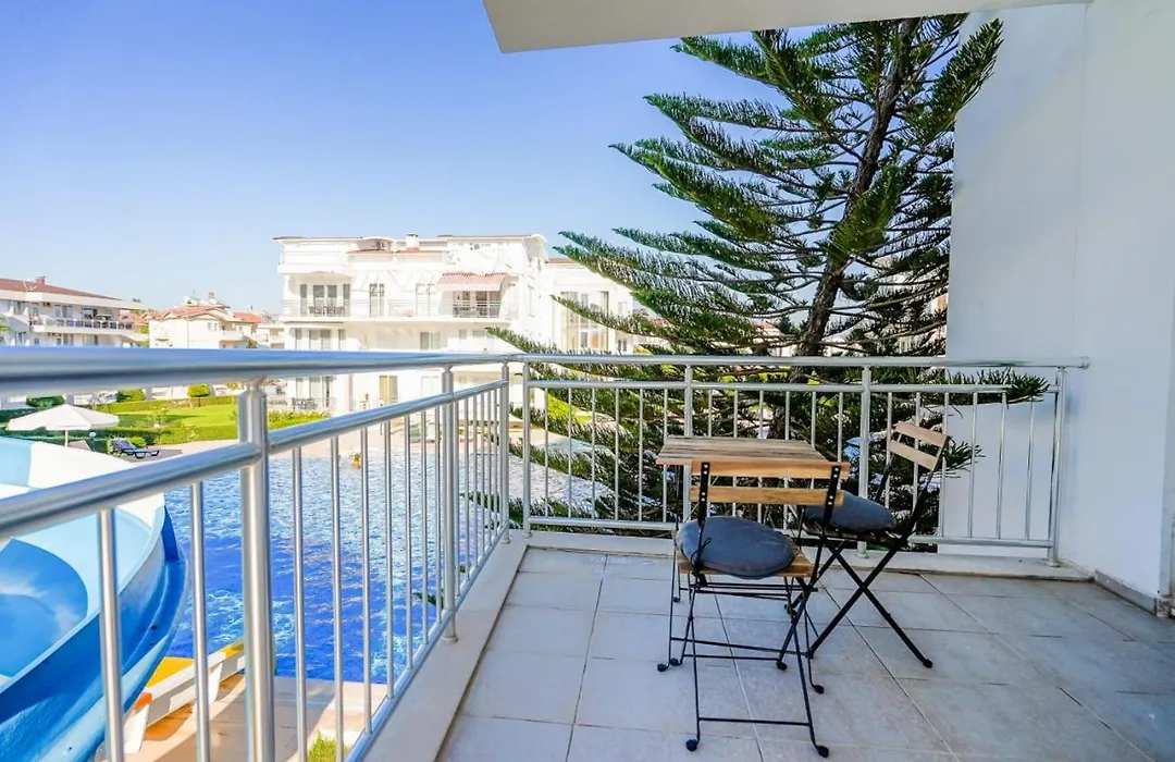 Comfy Flat With Shared Pool In Belek-1
