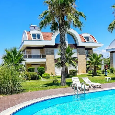 Villa Medusa Mit Whirlpool-3
