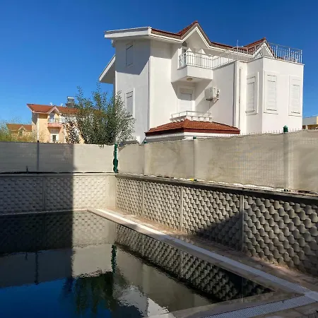 Love Villa Private Pool-2