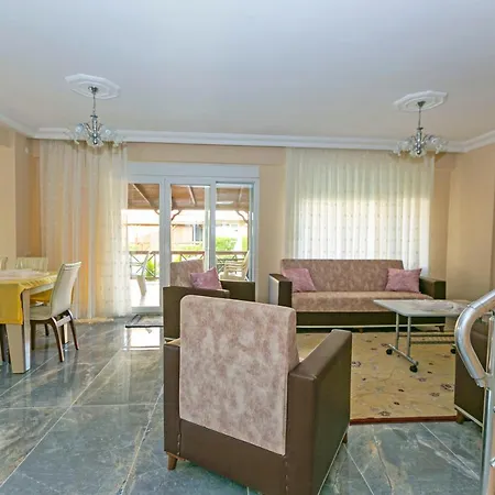 Paradise Town Villa Legend-2