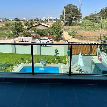 Oezel Havuzlu Ultra Lux Villa-3
