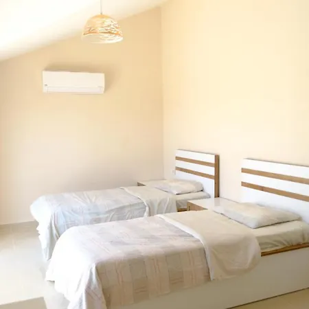 Bluehomes 4 Bedroom Apartment Dublex-2