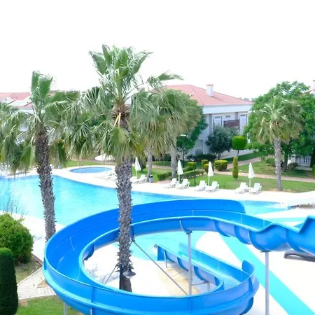 Bluehomes 4 Bedroom Apartment Dublex-3
