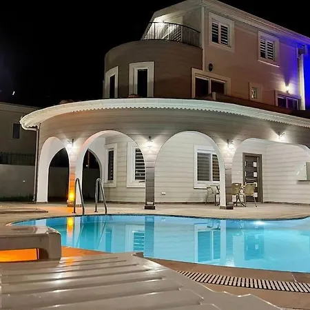 Villa Ay-2
