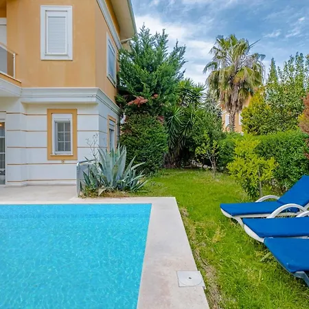 Luxury Private Villa With Pool And Garden In Serik-3